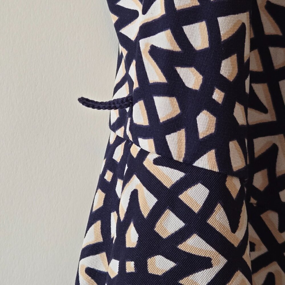 Roz & Ali Navy Blue Tan White Geometric Sleeveless A-Line Midi Dress Sz 20 - Picture 5 of 13